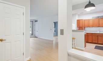 14241 KINGS CROSSING Blvd 108, Boyds, MD 20841