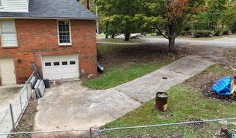 2202 HATHAWAY HEIGHTS Rd, Anniston, AL 36207