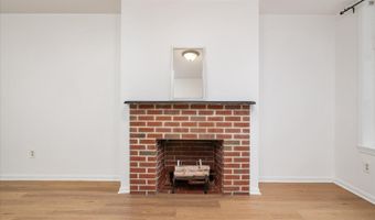 216 S WASHINGTON St, Baltimore, MD 21231