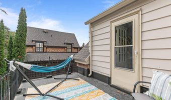 280 RIVER Dr, Appleton, WI 54915