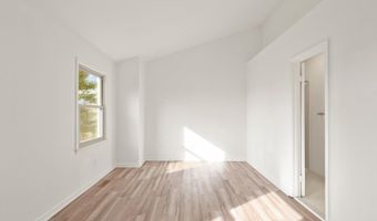 3733 ROXBURY Ln, Alexandria, VA 22309