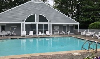 51 Hale Ln 51, Darien, CT 06820