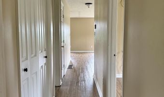 301 T Estes Rd, Beattyville, KY 41311