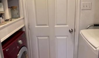 1013 Christine St, Keene, TX 76031