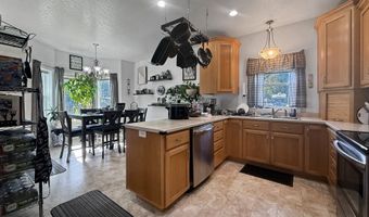 731 3RD St Unit C / 3 C / 3, Brookings, OR 97415