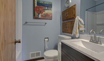 1707 E MELROSE Ave, Appleton, WI 54911