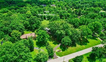 7460 Fair Oaks Dr, Amberley, OH 45237