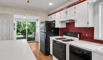 340 Main Ave, Bay Head, NJ 08742