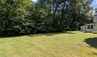 40 Lima St, Warwick, RI 02889