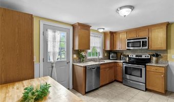223 Chopmist Hill Rd, Glocester, RI 02814