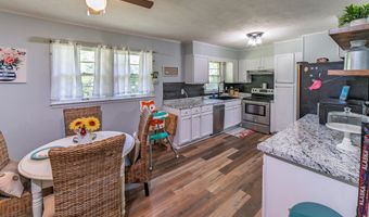 86 Pine Grove Dr, Andrews, NC 28901