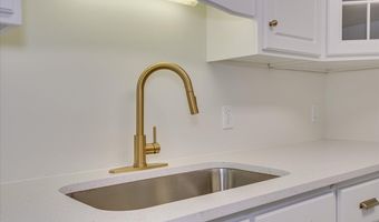 1349 Willow Woods Dr, Aiken, SC 29803