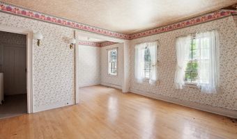 411 S Main St, Adrian, MI 49221