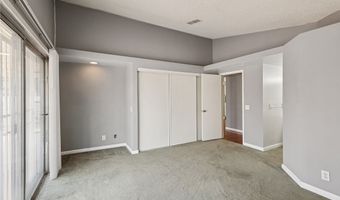 5330 Walton Heath Ave, Las Vegas, NV 89142