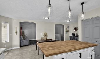 310 Oakridge Dr, Elko, NV 89801