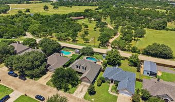 107 Clyde Dr, Aledo, TX 76008