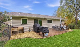 903 Roberts St, Altoona, WI 54720