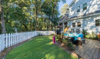 7 Red Bay Ct, Bald Head Island, NC 28461