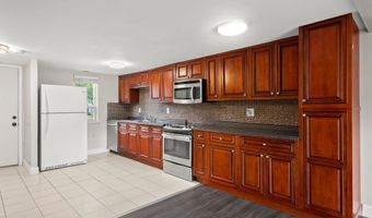 1030 Galliton Ct F, Columbus, OH 43220