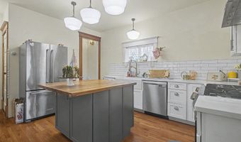 2928 E Stagecoach Trl, Apple River, IL 61001