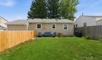 1524 WILLOW Dr, Cheyenne, WY 82001