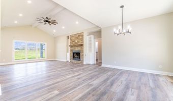 741 8th St NE, Arab, AL 35016