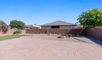 221 Burnage Ln, Alamogordo, NM 88310