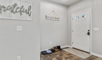 111 Aegean Ave, Amherst, NY 14228