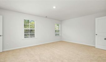 1100 Slingshot Dr, Archdale, NC 27263