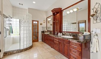 2281 Corner Creek Ln, Fallbrook, CA 92028