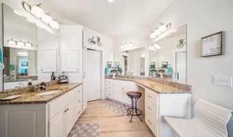 33389 S Coves Dr, Afton, OK 74331