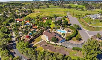 929 Pepper Tree Ln, Fallbrook, CA 92028
