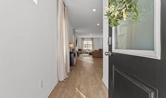 51 Walkabout Dr, Aberdeen, NC 28315