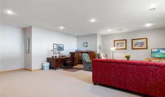 1811 Wildflower Ln NE, Alexandria, MN 56308
