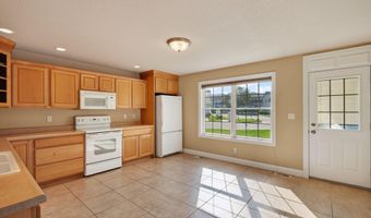 2724 Northridge Ln, Ames, IA 50010