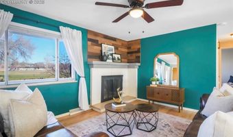 870 Hemlock Way, Broomfield, CO 80020