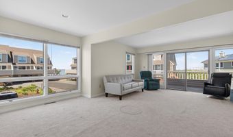 53 CAPE HENLOPEN Dr 109, Lewes, DE 19958