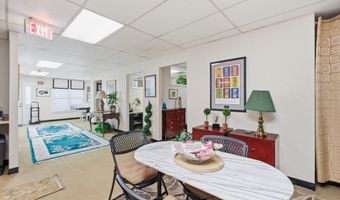 5051 BACKLICK Rd A & B, Annandale, VA 22003