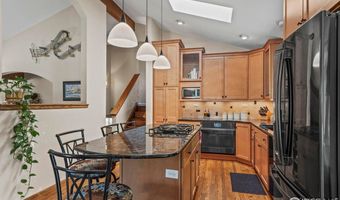 562 Blackhawk Rd, Boulder, CO 80303