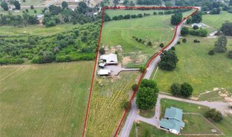 215 Erwin Rd, Adairsville, GA 30103