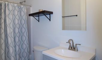127 Calhoun St, Alderson, WV 24910