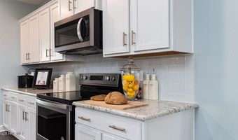 2154 Marietta Cir NW, Ash, NC 28420