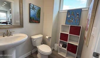 953 W 12th Ave, Anchorage, AK 99501
