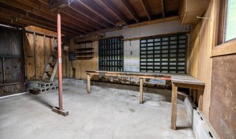 77 Knowles Rd, Belgrade, ME 04917
