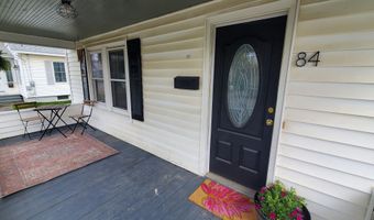 84 14th St, Bangor, ME 04401