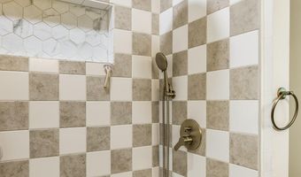 602 Patterson St, Anderson, MO 64831