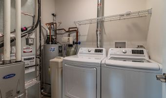 2170 Indigo Dr, Algonquin, IL 60102