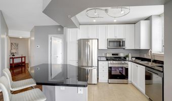 851 N GLEBE Rd 1911, Arlington, VA 22203