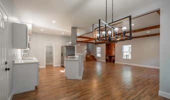 5 McGee St, Belton, SC 29627