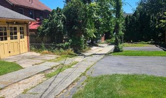 19 HILBERT Ct, Reading, PA 19606